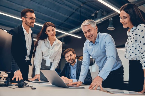 What's the Best Way to Integrate Technology into Your Pet's Daily Care Routine?